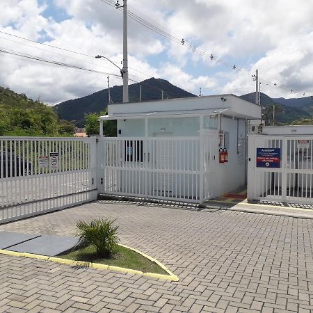 Apartamento GAB&MAR Praia Martim de Sá Caraguatatuba Exterior foto